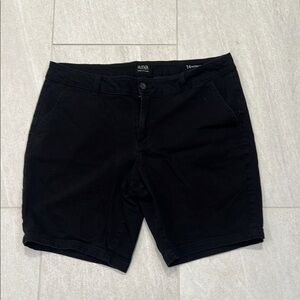 a.n.a Classic Black Flat Front Shorts
